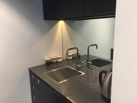 Tasha\'s Apartments On Warwick - Sydneys Hotel 15