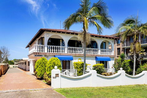 OCEAN BREEZE MOTEL - Sydneys Hotel 0