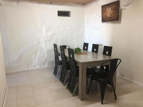 Aussie Opal Diggers Outback Retreat-Undergound - Sydneys Hotel 2