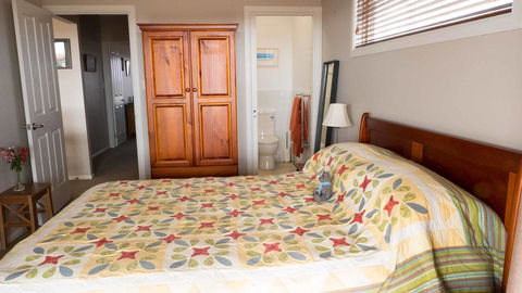 Rezare House Bed & Breakfast - Sydneys Hotel 14