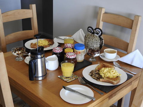 Rezare House Bed & Breakfast - Sydneys Hotel 30