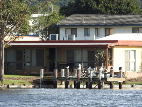Lake Edge Apartments - Sydneys Hotel 28