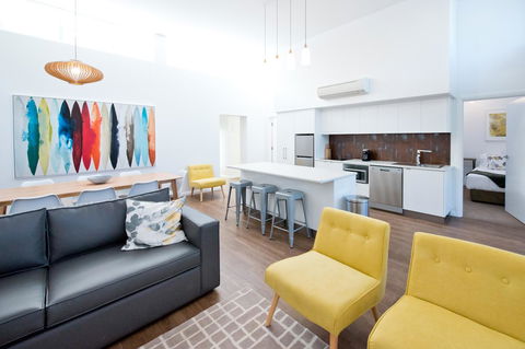Loxton Courthouse Apartments - Sydneys Hotel 5