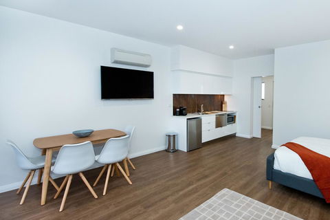 Loxton Courthouse Apartments - Sydneys Hotel 17