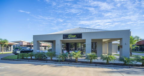 Paringa Resort - Sydneys Hotel 21