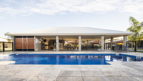 Paringa Resort - Sydneys Hotel 1