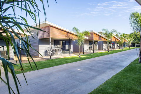 Paringa Resort - Sydneys Hotel 2