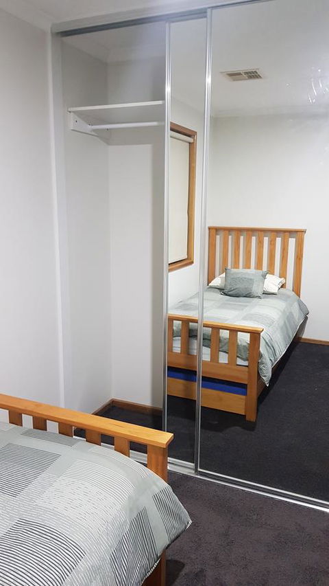 Aldinga Beach Overnighter Or Getaway Home - Sydneys Hotel 27