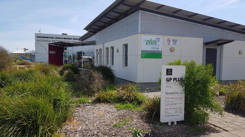 Aldinga Beach Overnighter Or Getaway Home - Sydneys Hotel 40
