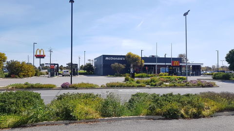 Aldinga Beach Overnighter Or Getaway Home - Sydneys Hotel 38