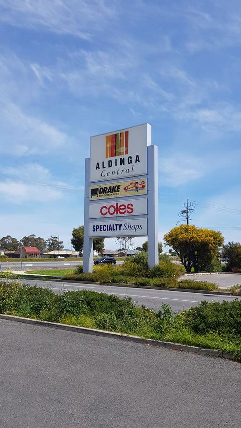 Aldinga Beach Overnighter Or Getaway Home - Sydneys Hotel 37