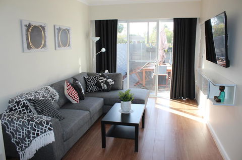 Christophers Villa - Sydneys Hotel 41