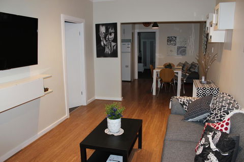 Christophers Villa - Sydneys Hotel 35