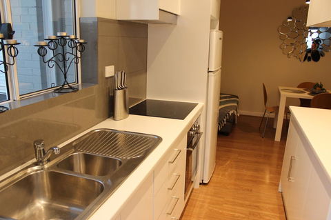 Christophers Villa - Sydneys Hotel 33