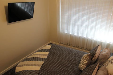 Christophers Villa - Sydneys Hotel 17