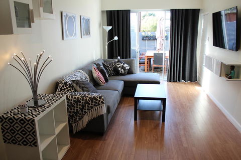 Christophers Villa - Sydneys Hotel 26