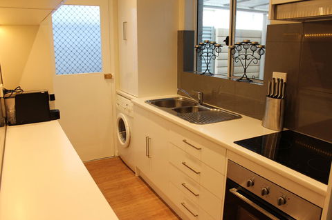Christophers Villa - Sydneys Hotel 34
