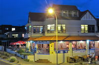 Book Port Noarlunga Accommodation Vacations Sydneys Hotel Sydneys Hotel