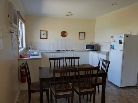 Marion Bay Holiday Villas - Sydneys Hotel 9