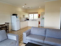Book Marion Bay Accommodation Vacations Sydneys Hotel Sydneys Hotel