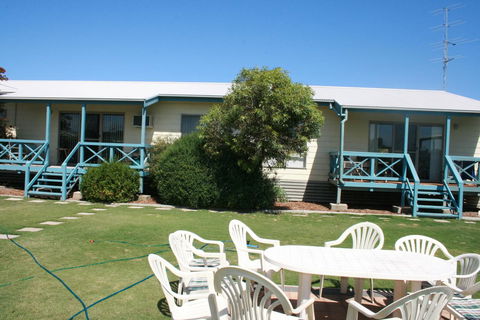 Marion Bay Holiday Villas - Sydneys Hotel 6