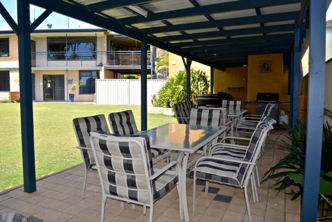 Longbeach Apartments - Sydneys Hotel 4