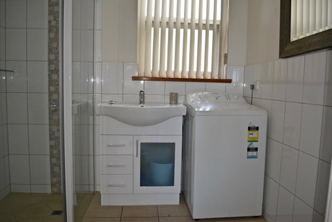 Longbeach Apartments - Sydneys Hotel 6
