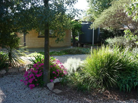 Country Bakehouse Accommodation - Sydneys Hotel 22