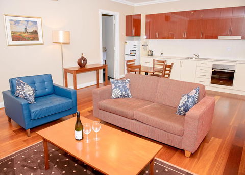 Whyalla Playford Apartments - Sydneys Hotel 7