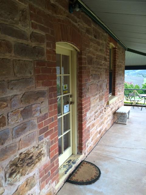 Vineyard Cottage BnB - Sydneys Hotel 9