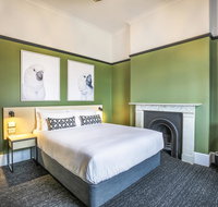 Nightcap at Exeter Hotel - Sydneys Hotel