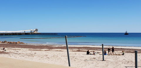 Wallaroo Beachfront Tourist Park - Sydneys Hotel 9