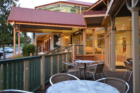 Loxton Community Hotel Motel - Sydneys Hotel 1