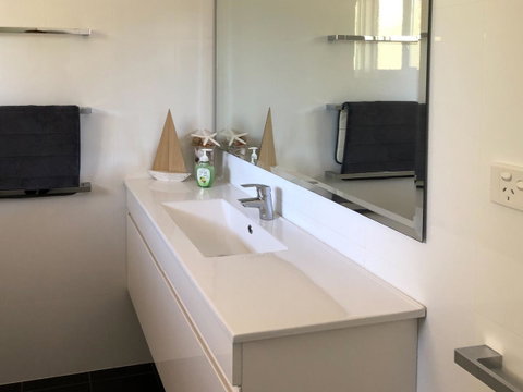 Beachview - Sydneys Hotel 22