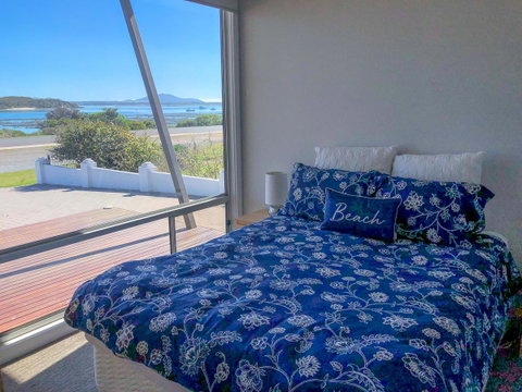 Beachview - Sydneys Hotel 16