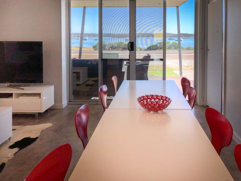 Beachview - Sydneys Hotel 5