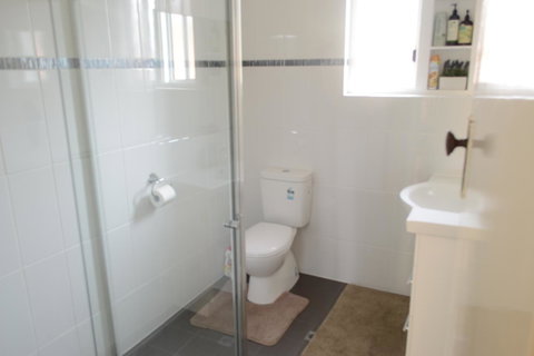 Prospect Holiday House - Sydneys Hotel 6