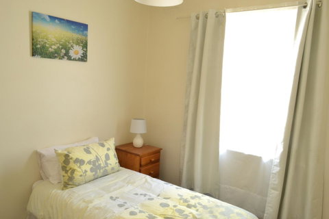 Prospect Holiday House - Sydneys Hotel 2