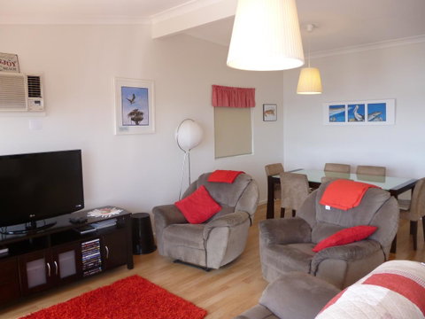 Seascape - Sydneys Hotel 7
