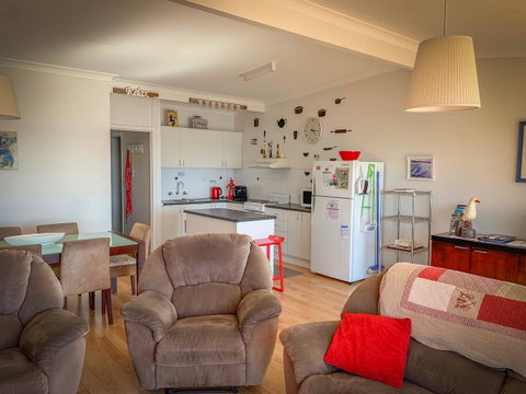 Seascape - Sydneys Hotel 6