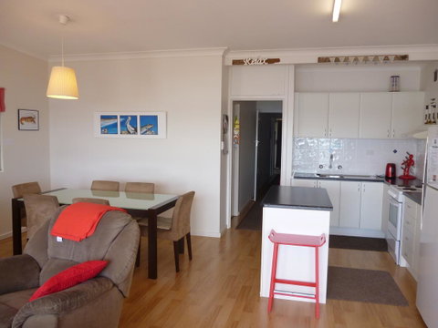 Seascape - Sydneys Hotel 4