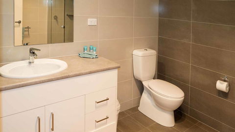 Wallaroo Holiday Park - Sydneys Hotel 1