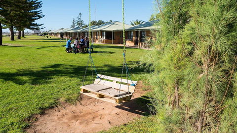 Wallaroo Holiday Park - Sydneys Hotel 2