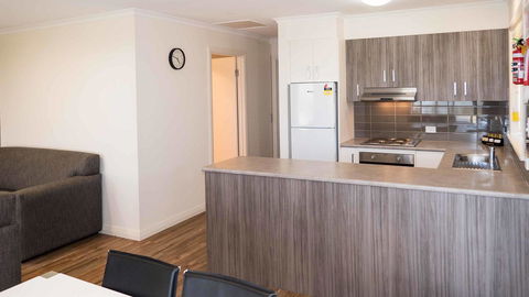 Wallaroo Holiday Park - Sydneys Hotel 22