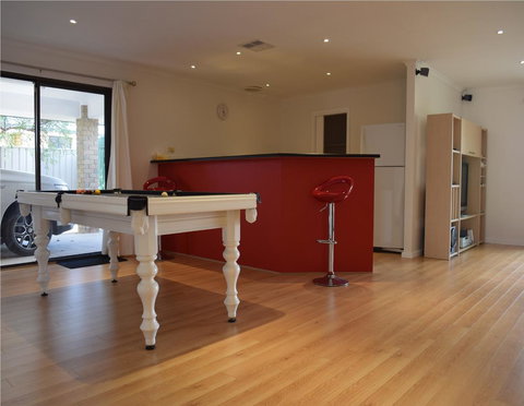 South Coast Escape - Sydneys Hotel 8