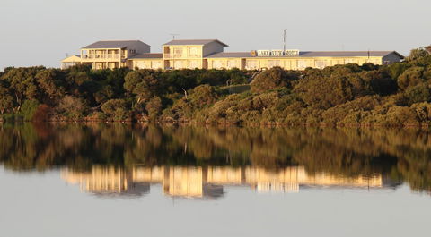 Lakeview Motel And Apartments - Sydneys Hotel 28