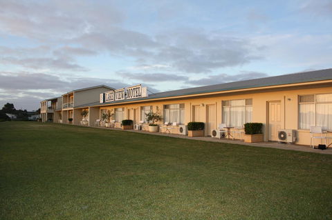 Lakeview Motel And Apartments - Sydneys Hotel 17