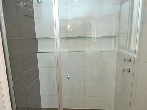 Echo Holiday Parks - Waikerie - Sydneys Hotel 18