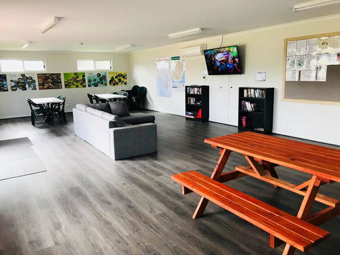 Echo Holiday Parks - Waikerie - Sydneys Hotel 3
