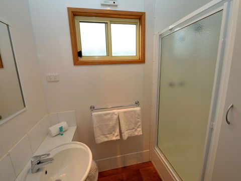 Echo Holiday Parks - Waikerie - Sydneys Hotel 36